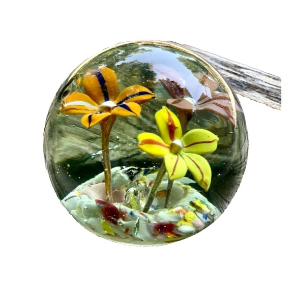 Murano Art Glass Paperweight Star Gazer Lily - Picture 12 of 13
